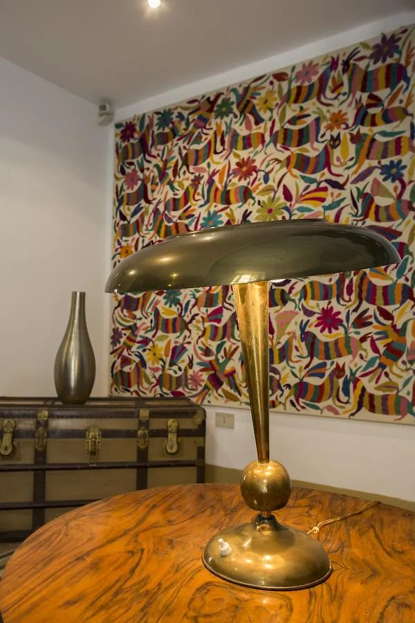 Casa Di Charme A Palazzo La Lumia Hotell Palermo Lägenhet